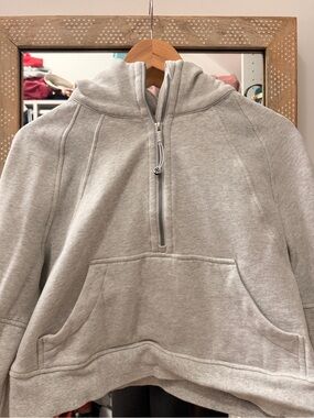 Lululemon half zip jacket EUC